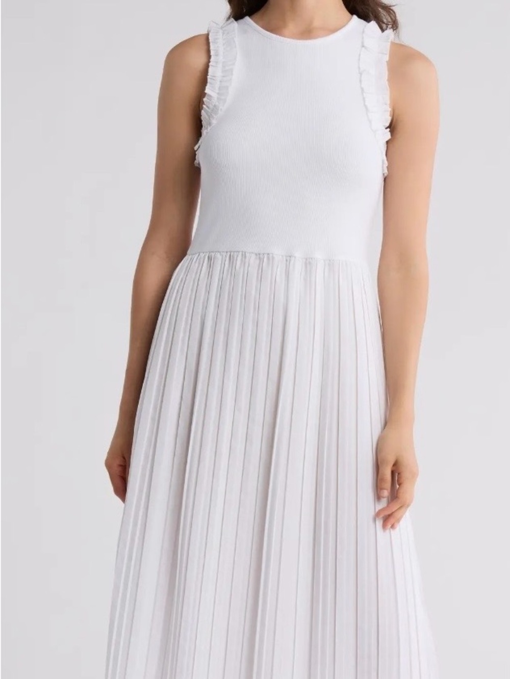 Ellen Tracy NWT White Sleeveless Pleated Maxi Dress